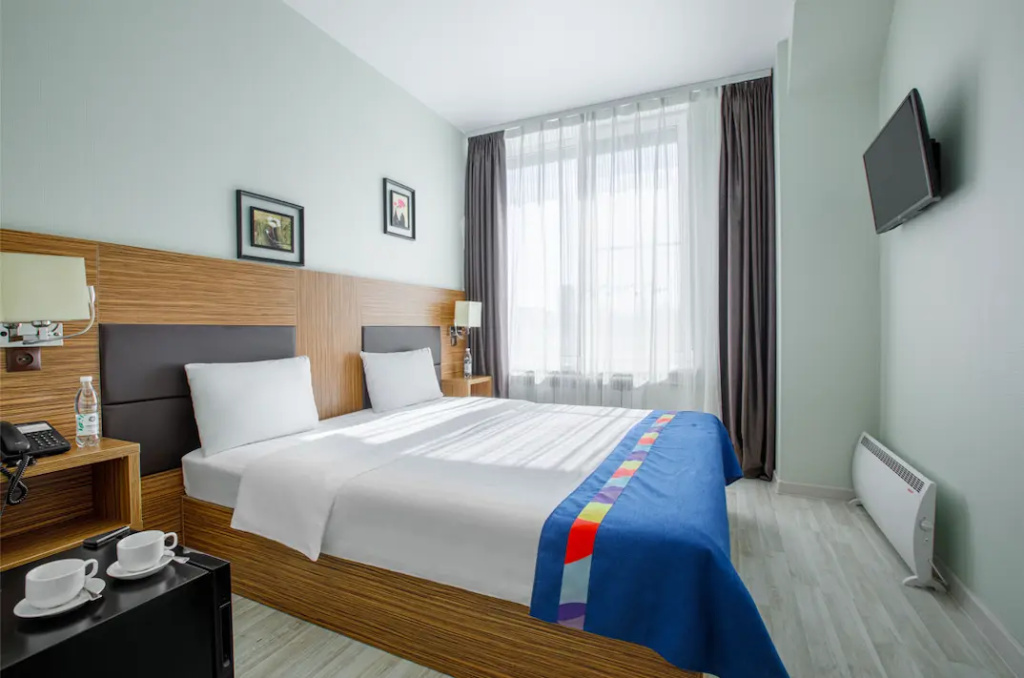 Astoriya Hotel Room Type - Standard Double room full double bed