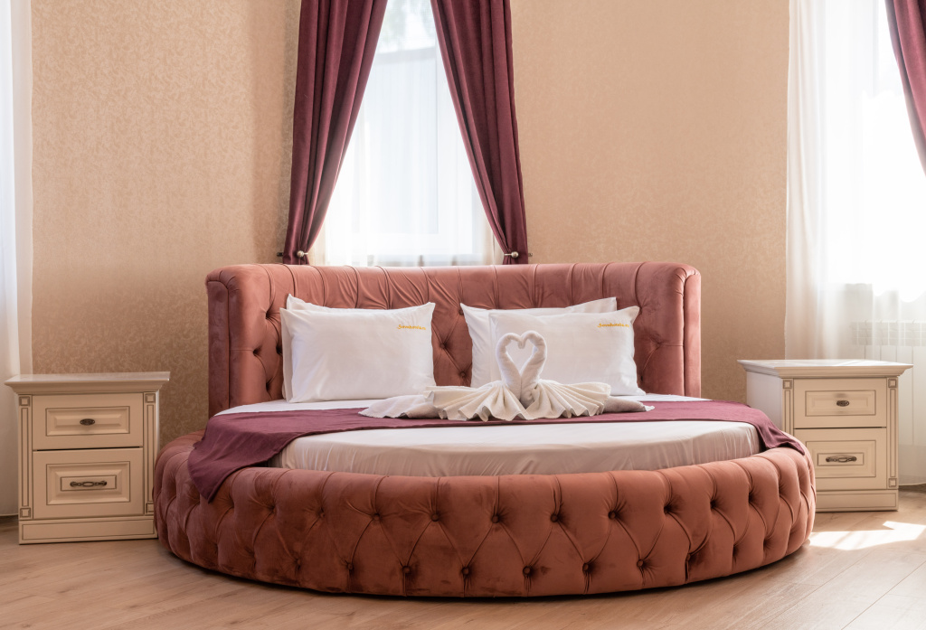 Sova Besedy Hotel Room Type - Double Bridal Suite full double bed