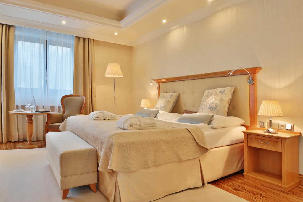 Resort Retro Riverside Wellness - Chambres