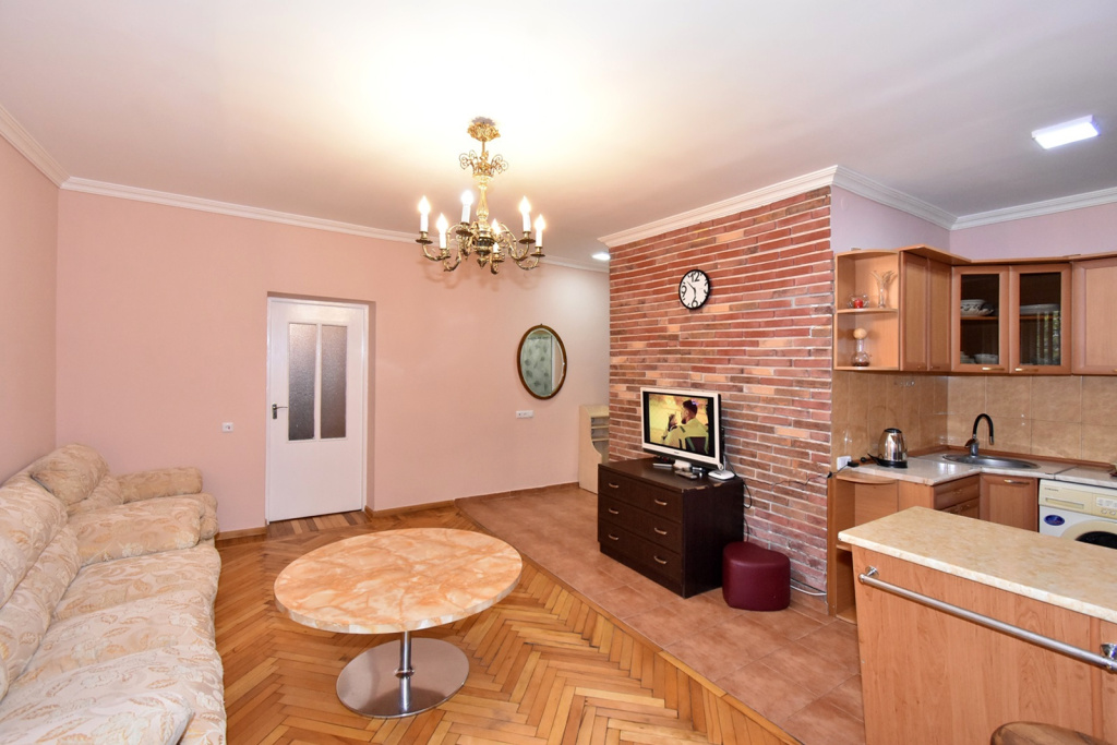 Metro 2 Flat — 5