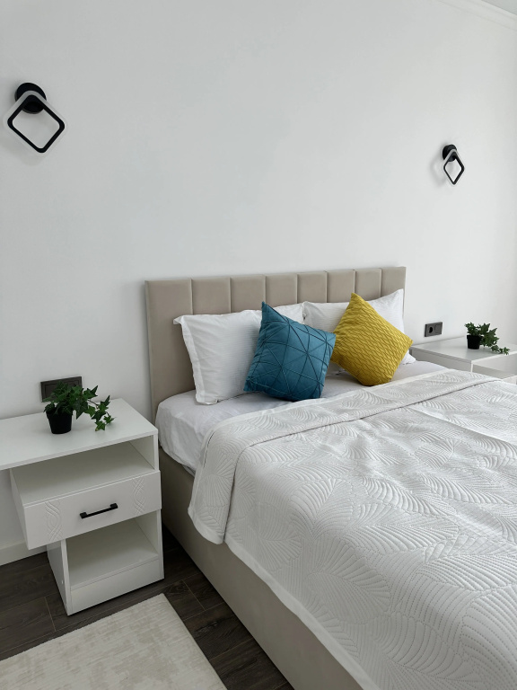 19 Na Akademicheskoy Apartments