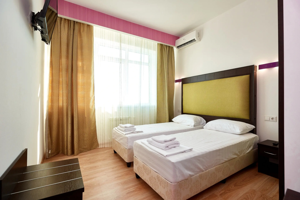 Standard Double room with balcony and with sea view (full double bed)