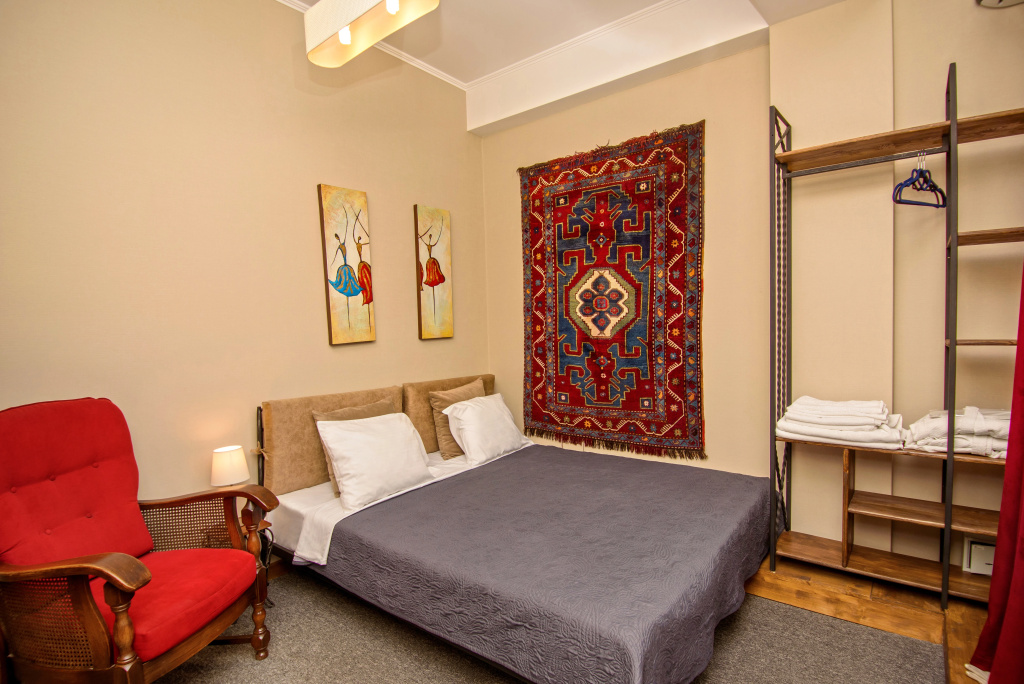 Superior Double room with balcony (full double bed)