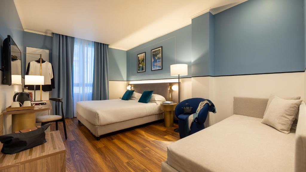 Deluxe Double room (full double bed)
