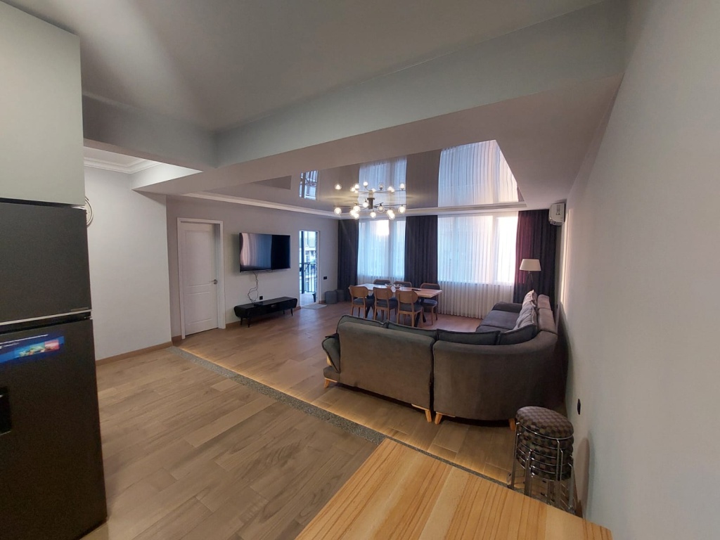 V Batumi Flat — 5