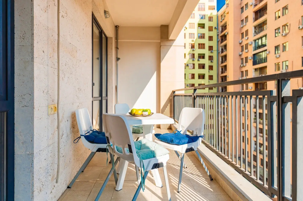 On Koghbatsi Str. 16-62 Apartments