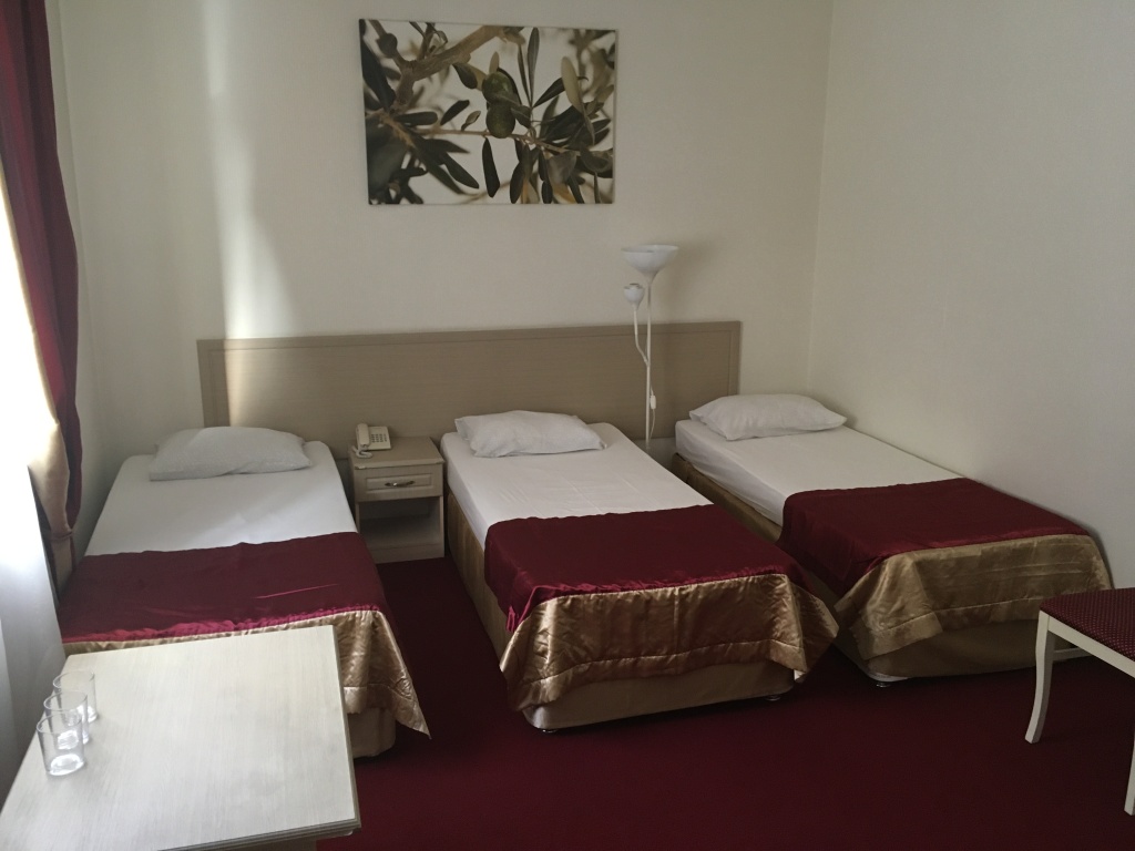 El Greko Hotel Room Type - Standard Triple room with city view