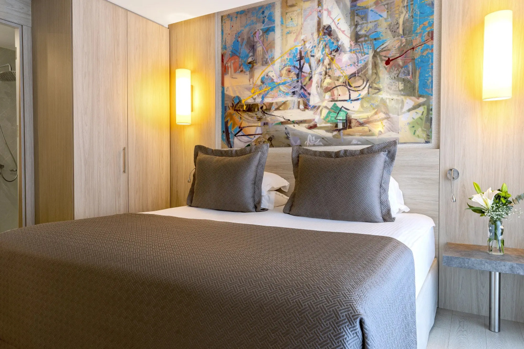 Deluxe Junior Suite with balcony