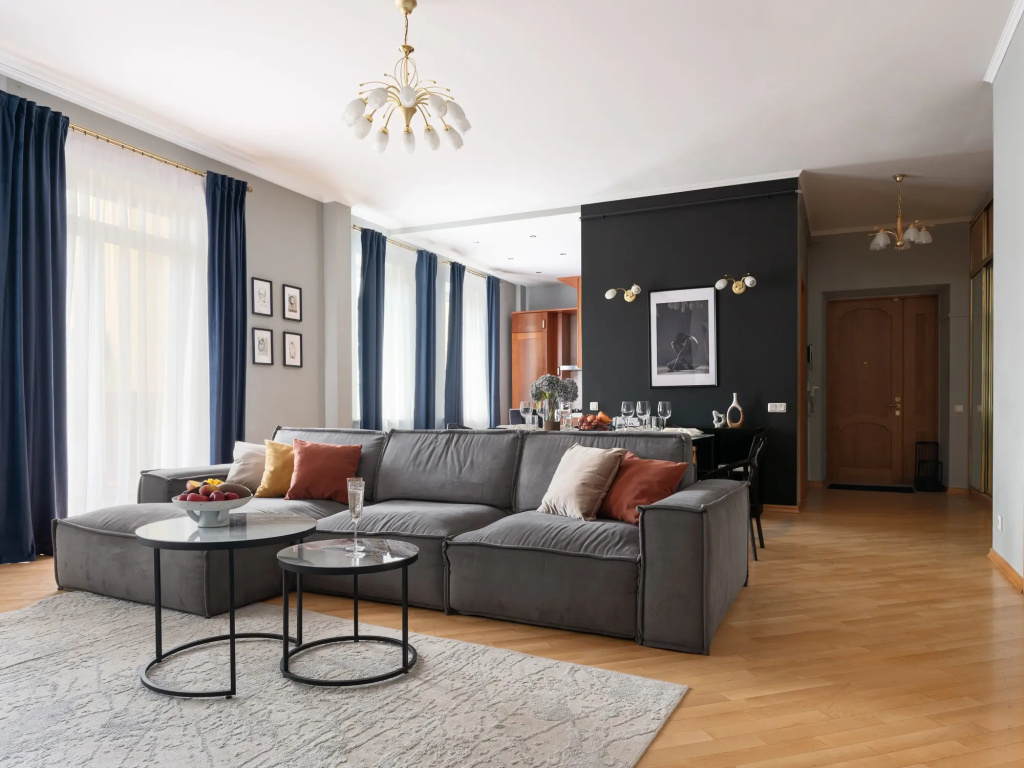 Отель Квартира GM Apartments Элитная четверка на Арбате в Москве