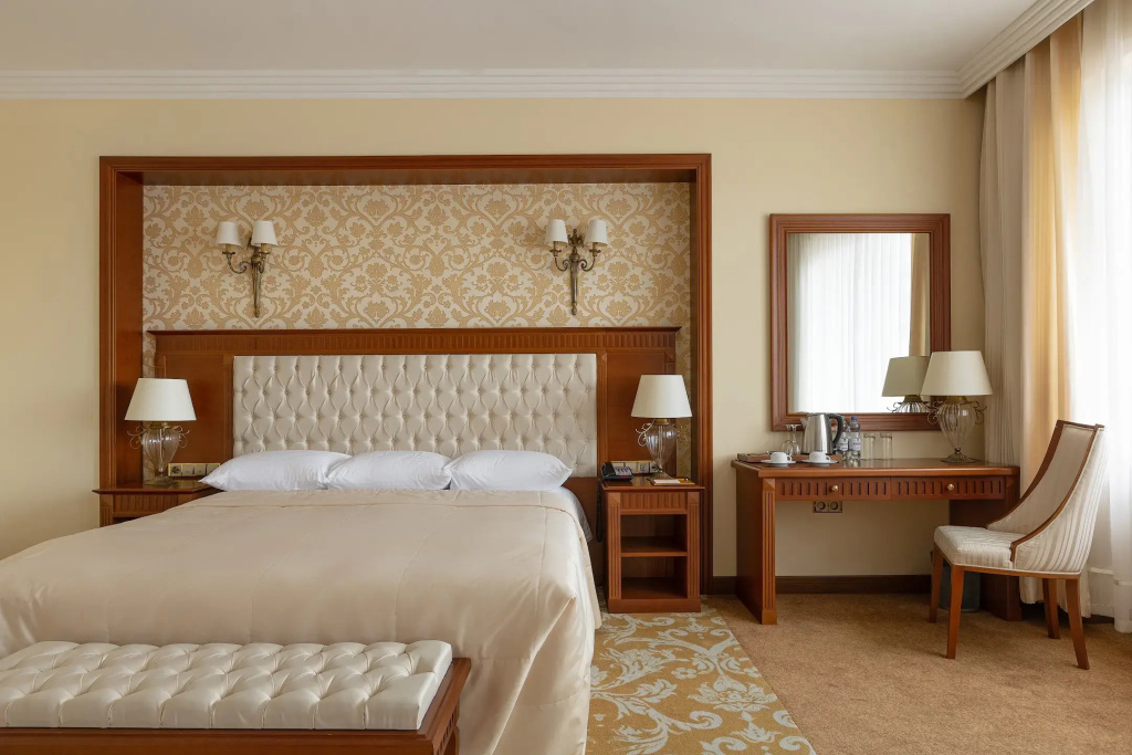 President Hotel Room Type - Double Junior Suite full double bed