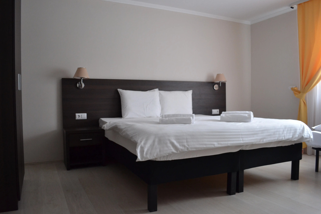 Superior Triple room with view