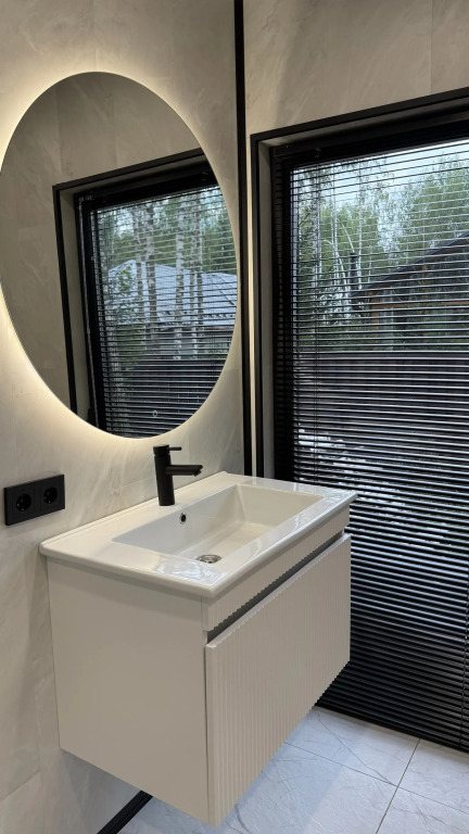 Четырёхместные апартаменты с 2 комнатами с красивым видом из окна в Лес_Озеро_Дом