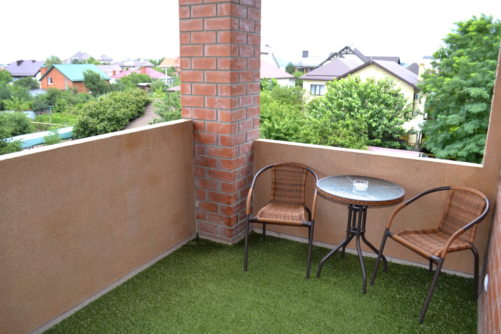 Balcony & Terrace