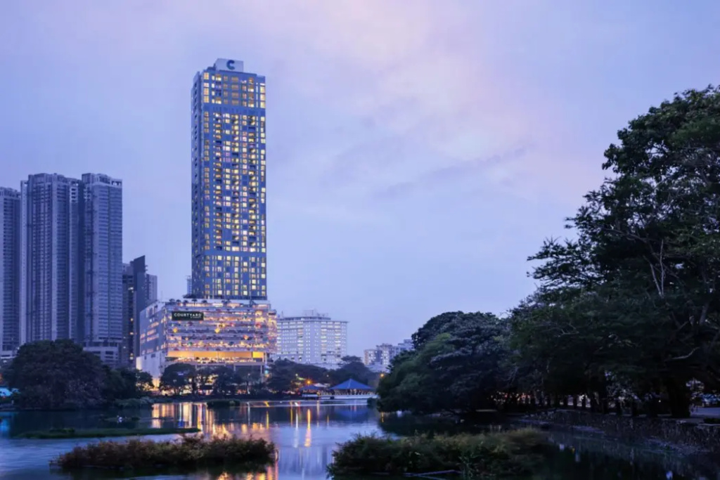 Отель Courtyard By Marriott Colombo — фото