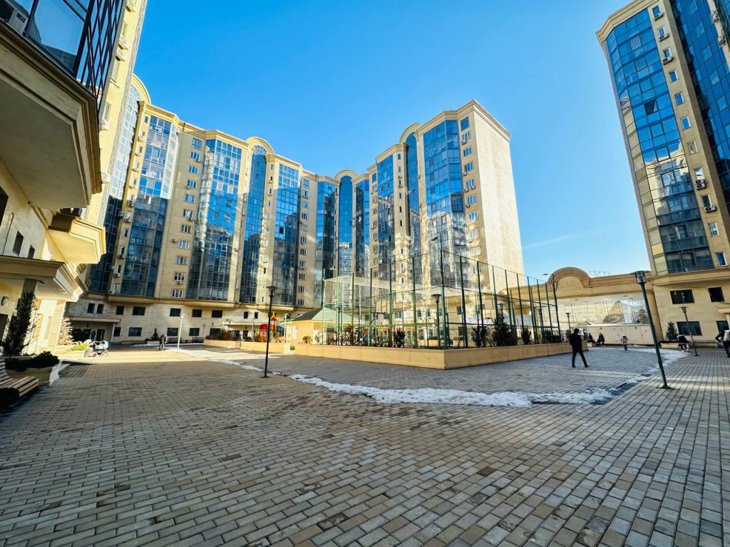 Yevrodvushka S Vidom Na Gory I Megu 211 Flat