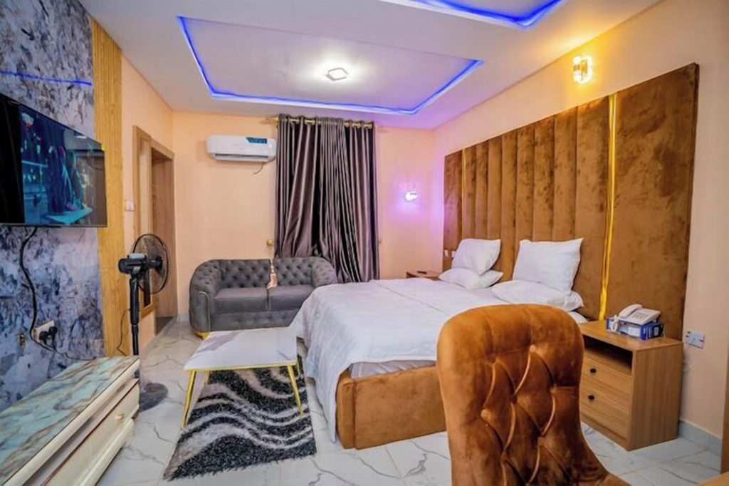 Executive Suite