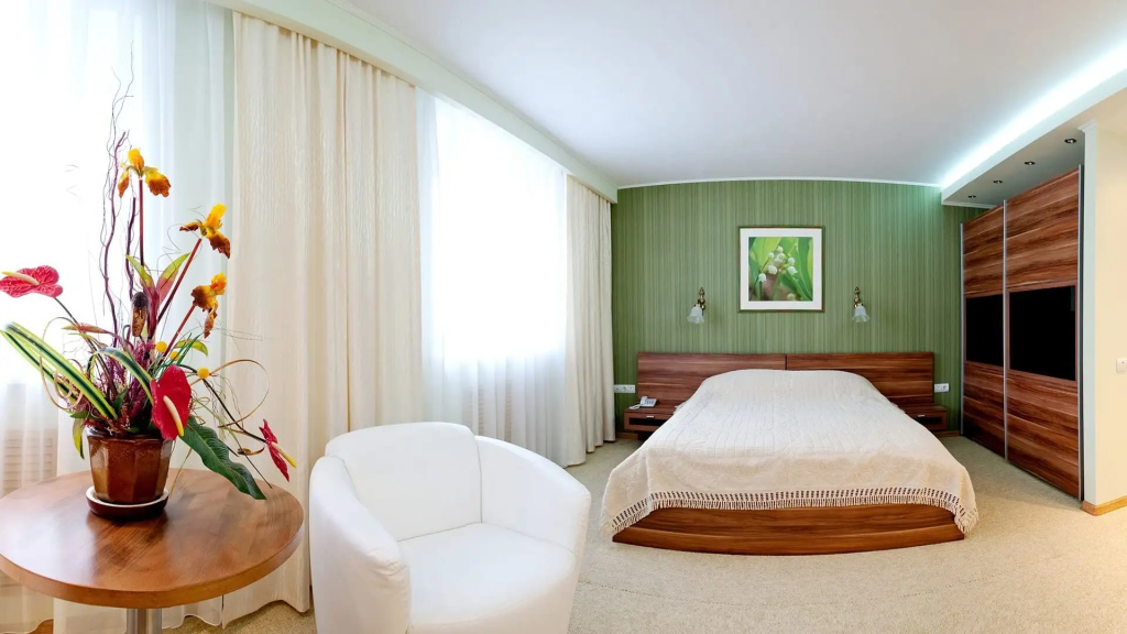 Standard superior Double room (full double bed)