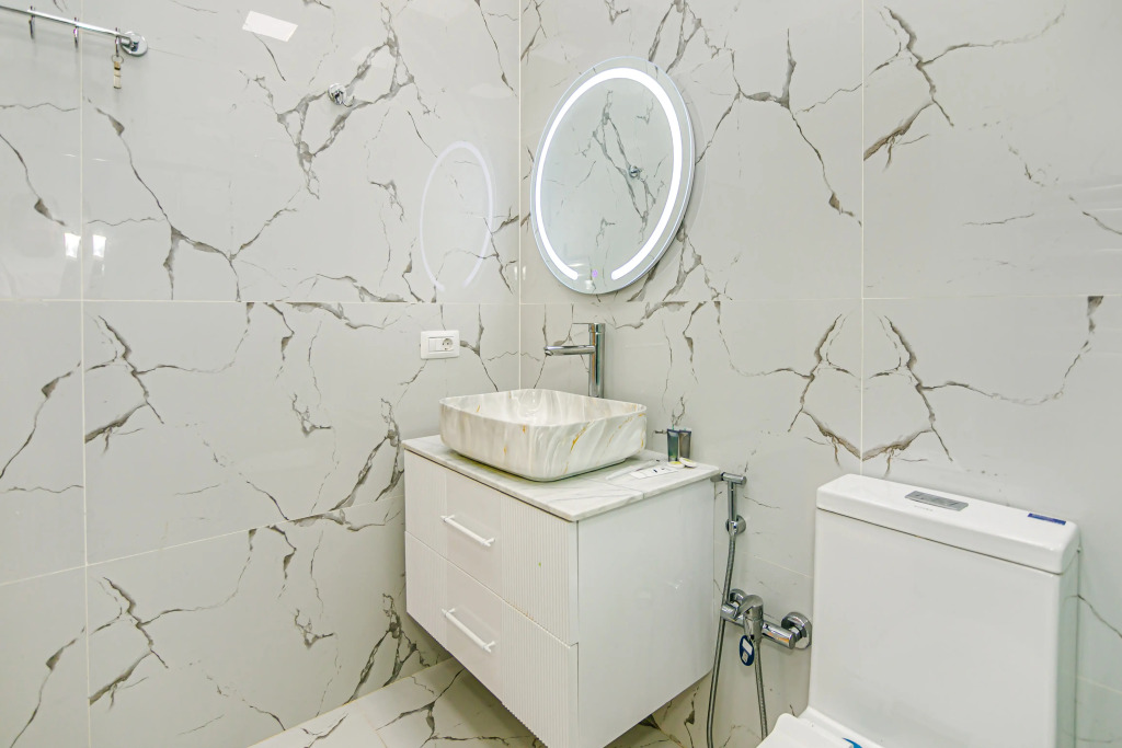 Апартаменты Deluxe с балконом и с красивым видом из окна в Апартаменты Luxury White in Nizami Street