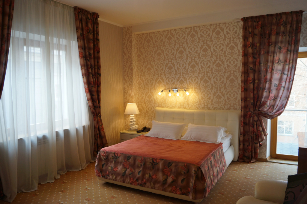 Superior Double room (full double bed)
