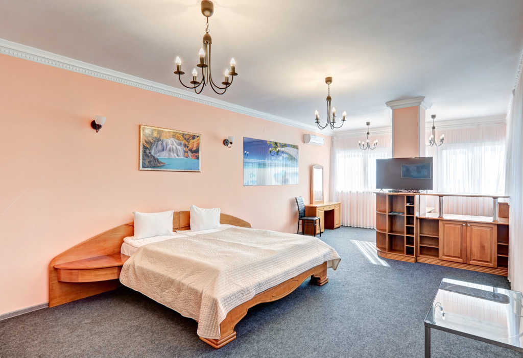 Son u Morya Mini-Hotel Room Type - Superior Double room with panoramic view full double bed