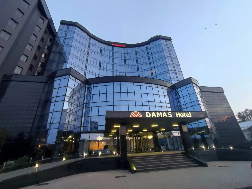 Отель Damas International — фото