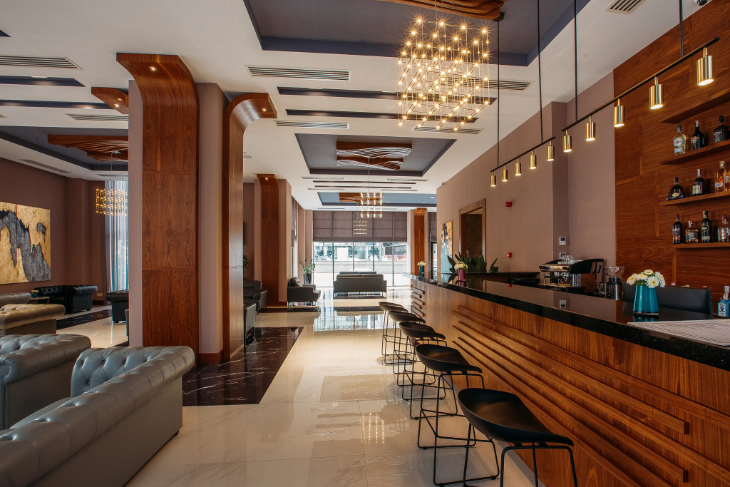 Lobby & Reception