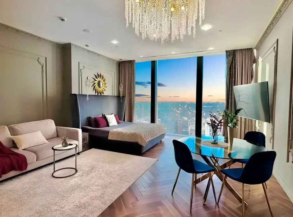 Апартаменты Sky City Moscow Уютная Студия на 43 этаже с видом на закат! Lux дизайн! Виден весь город! — фото