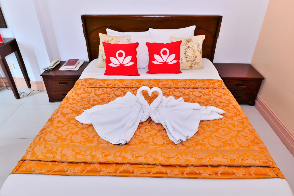 ZEN Rooms Bora Sky Hotel