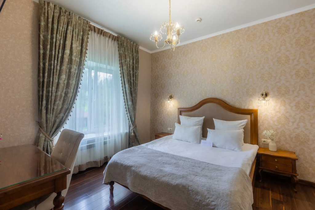 2-rooms №2 Double Junior Suite with view (full double bed)