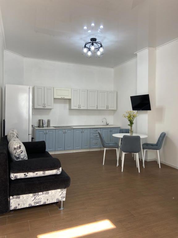 3-K v Tsentre Sukhuma Flat