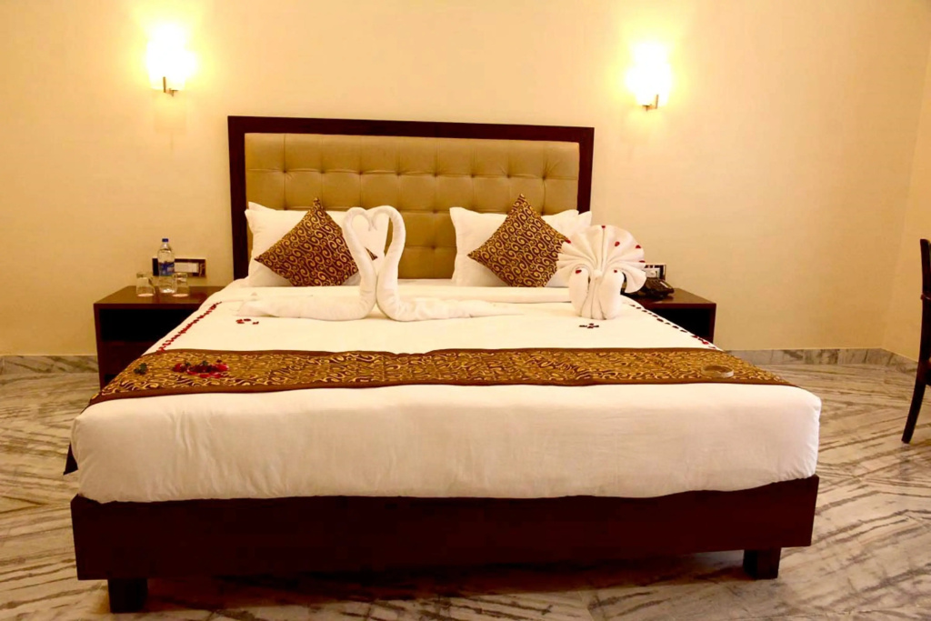 Superior Double room (full double bed)