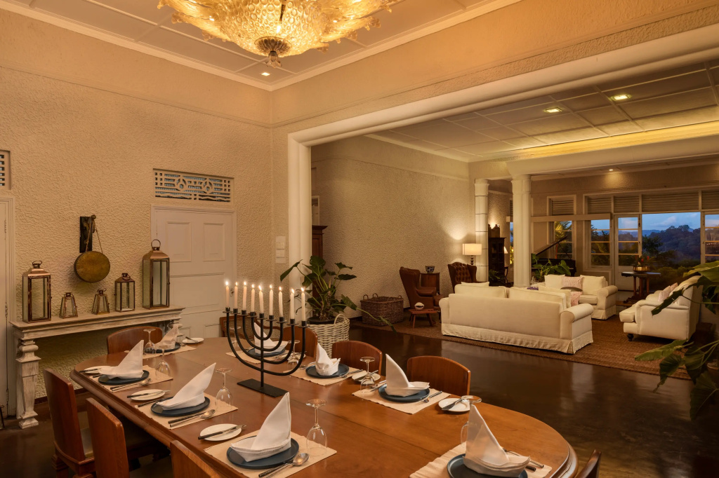 Castle Hill Bungalow Boutique Hotel