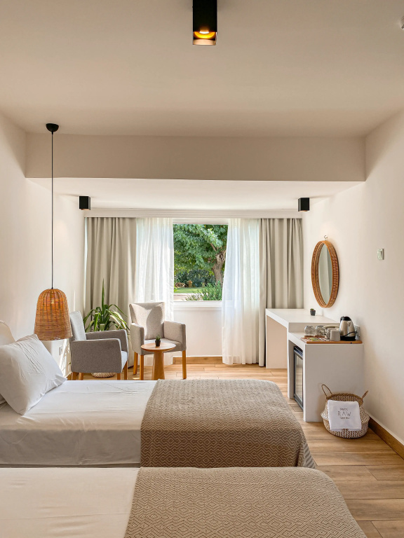 Standard Double room (twin beds)