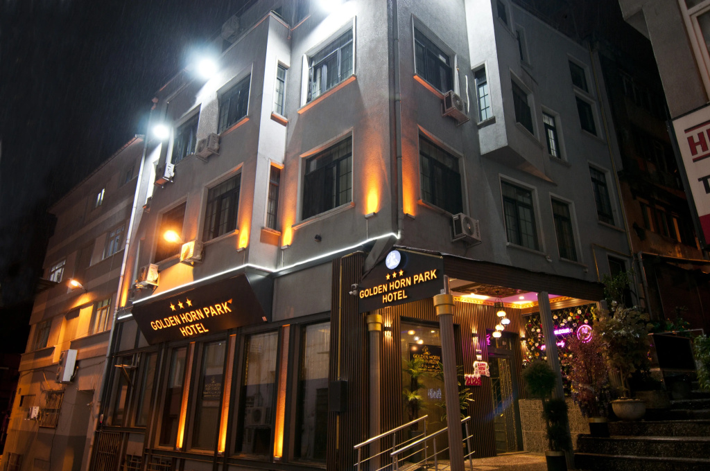 Golden Horn Park Hotel — фото