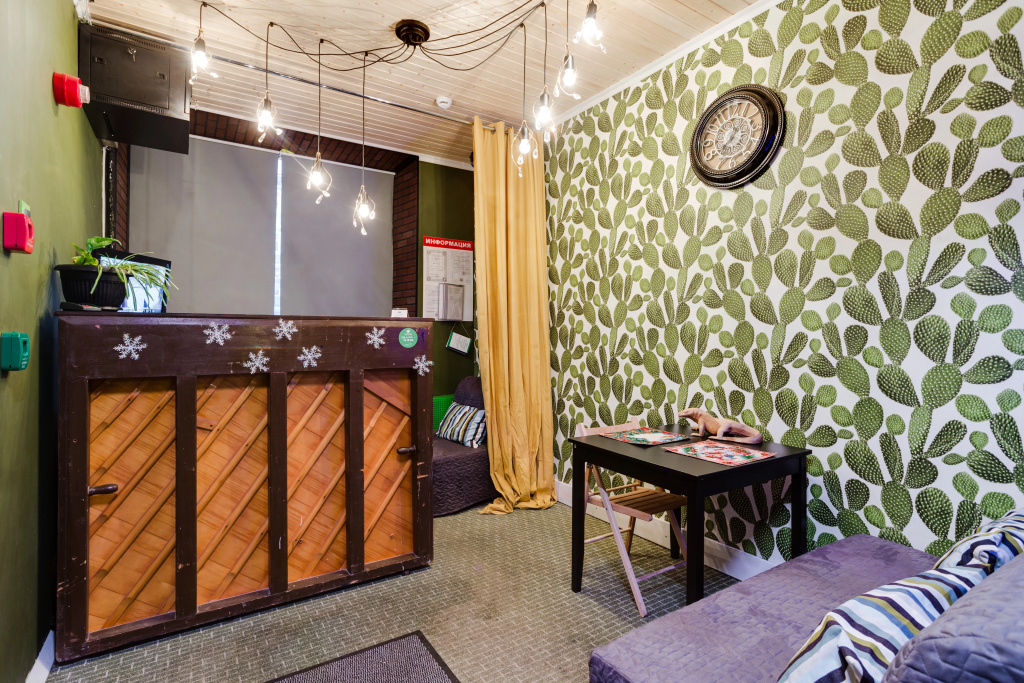 Lobby & Reception