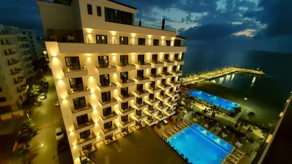 Hotel photo 11