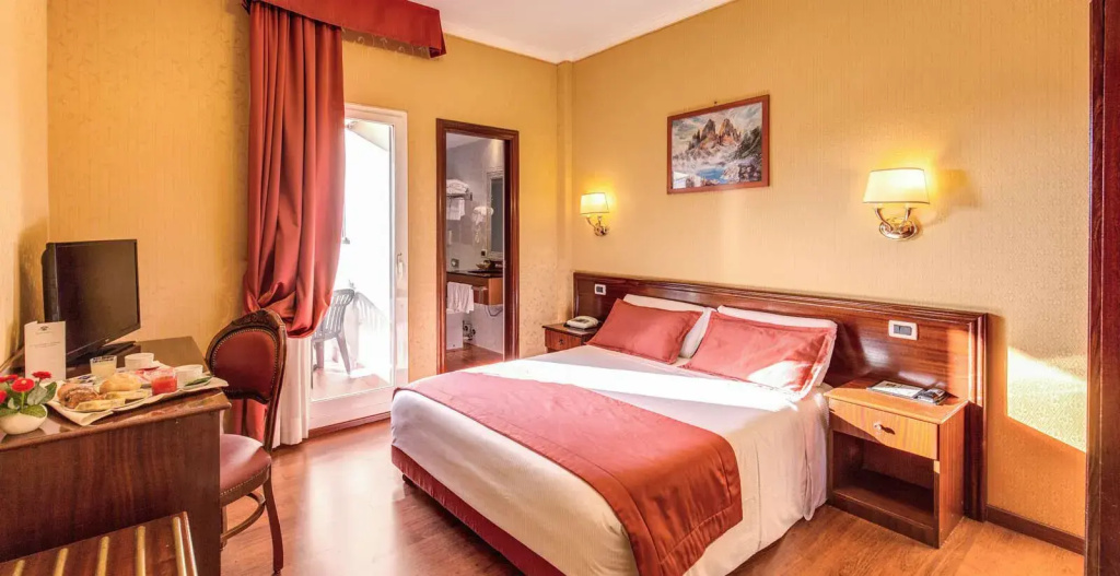 Comfort Double room with balcony (full double bed)