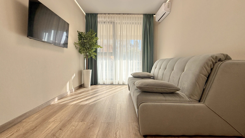 Family Suite with courtyard view