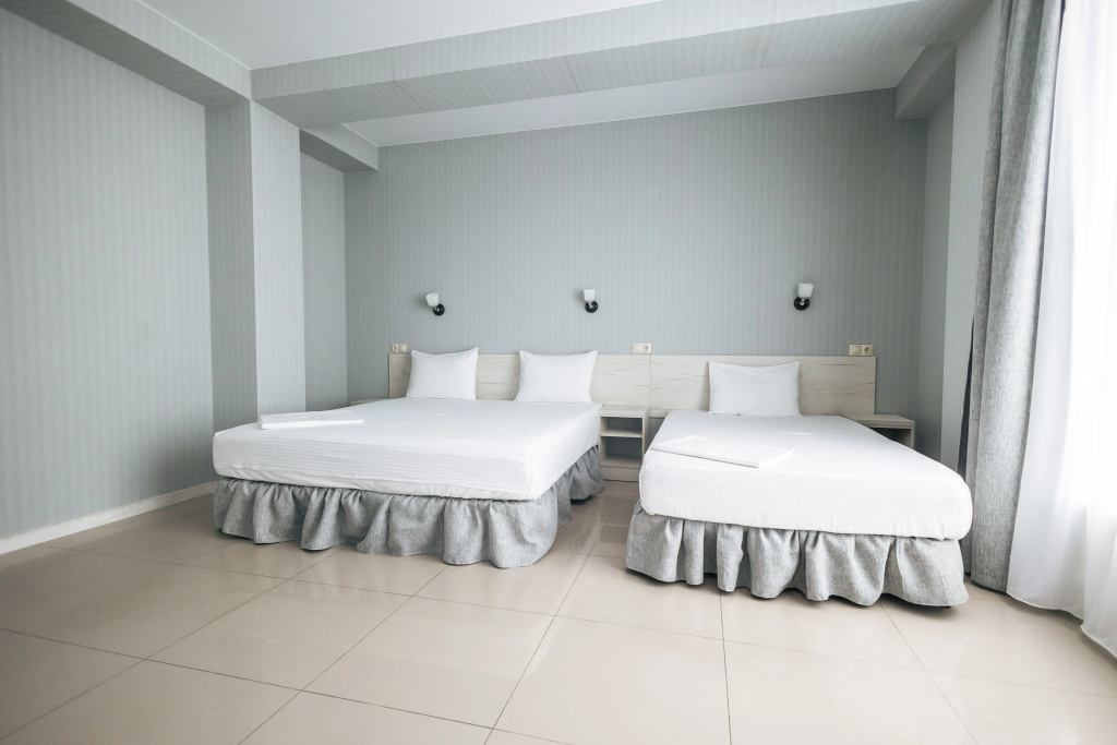 Central Inn Conference Hotel Room Type - With Extra Beds Double room with city view full double bed
