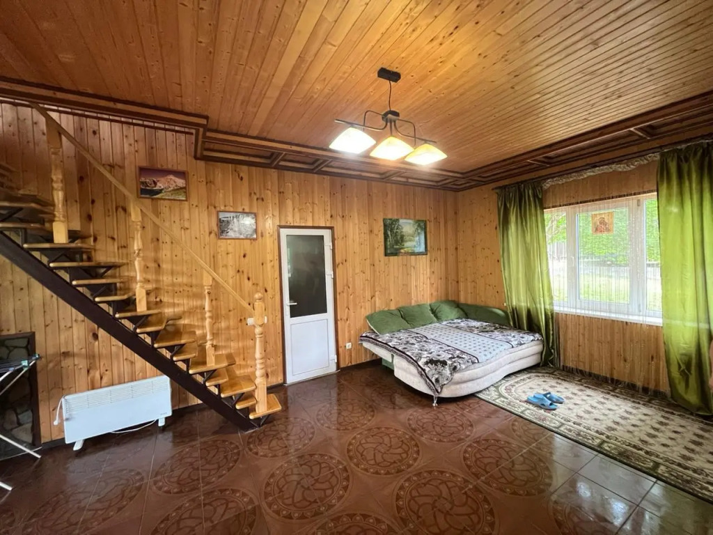 Коттедж с балконом в Китайская деревня