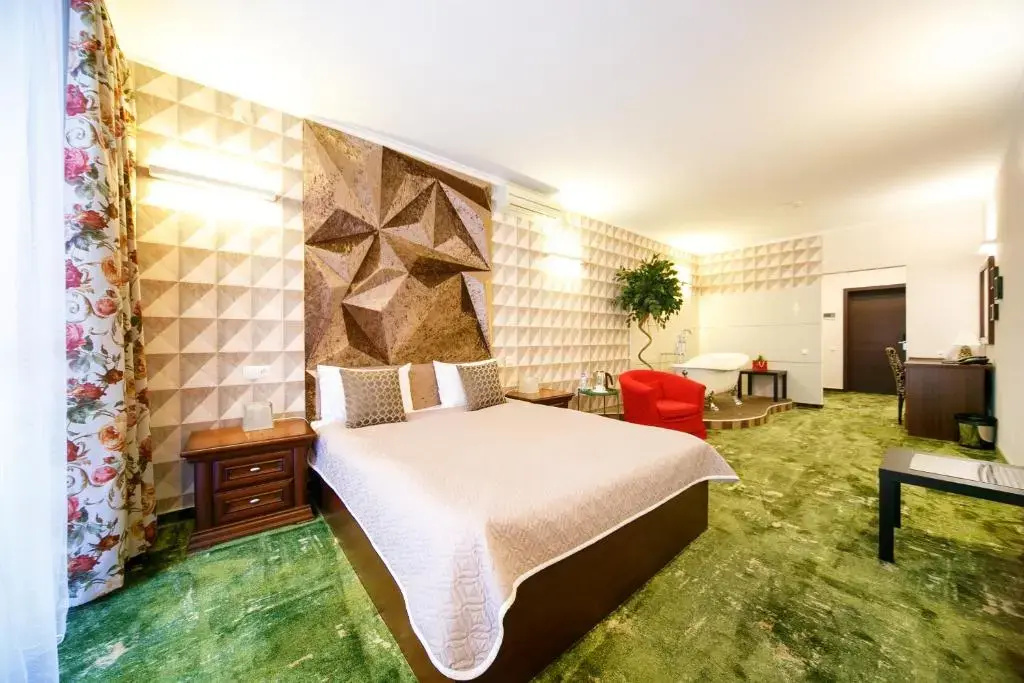 Petrovskij Passazh Hotel Room Type - Deluxe room with balcony and with view