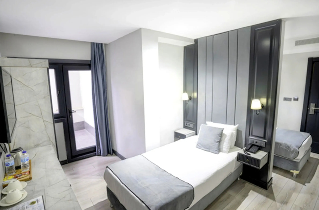 Superior Double room (twin beds)