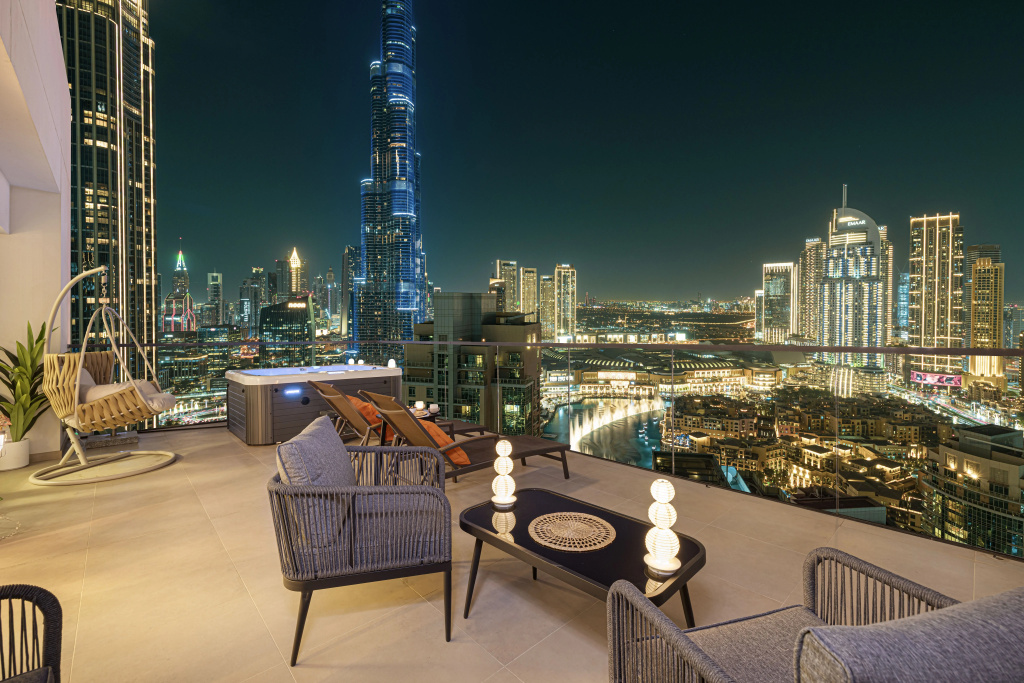 Апартаменты Private Terrace with Hot Tub Burj and Fountain View 2BR — фото