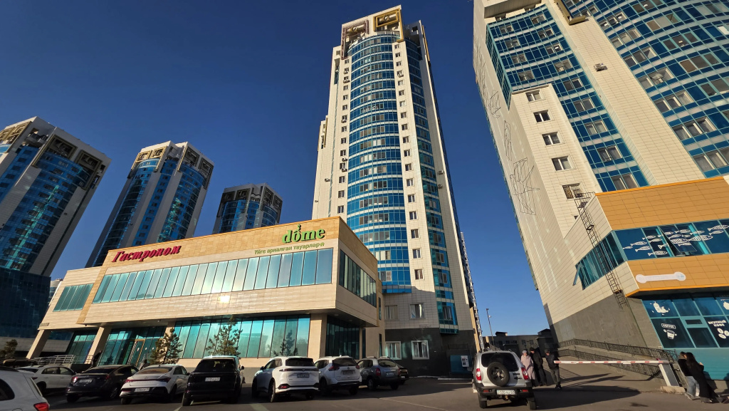 2-kh komn s 2-mya krovatyami i 2mya sanuzlami v tsentre Apartments