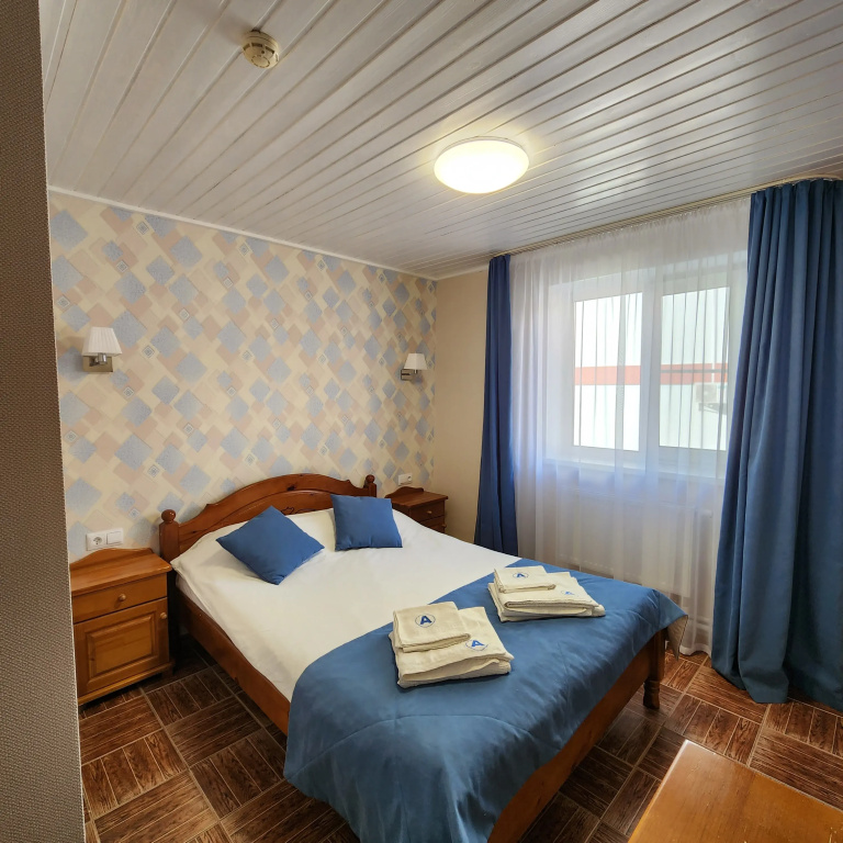 Standard Double room (full double bed)
