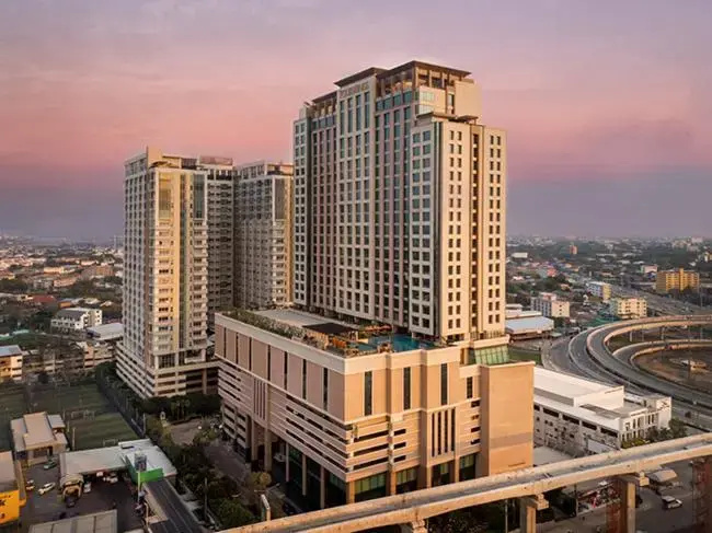 Отель The Grand Fourwings Convention Hotel — фото