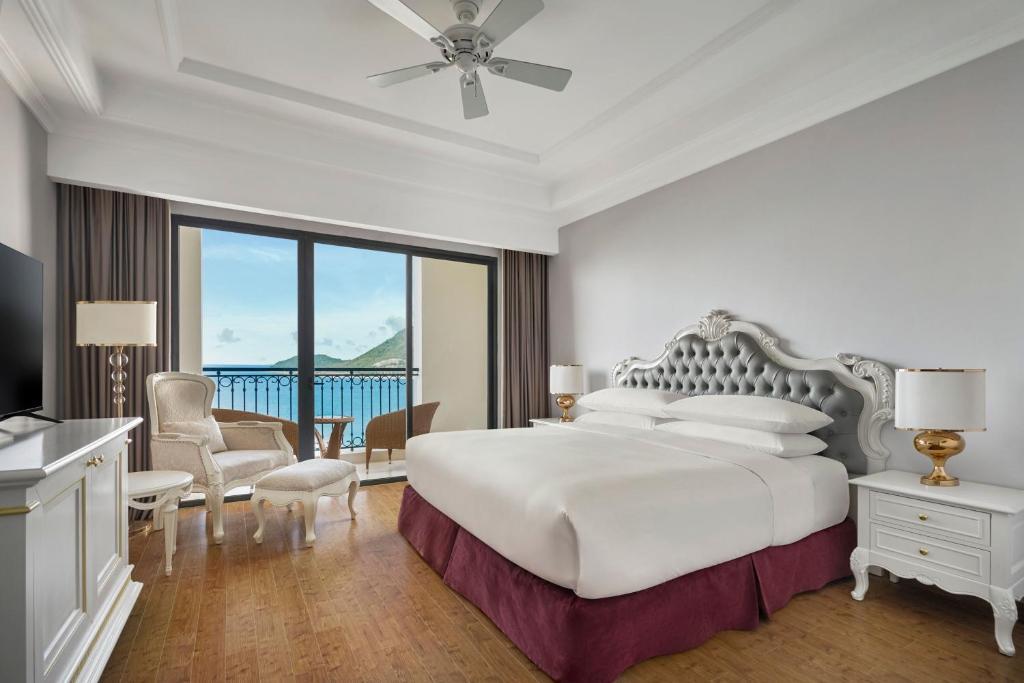 Nha Trang Marriott Resort & Spa, Hon Tre Island