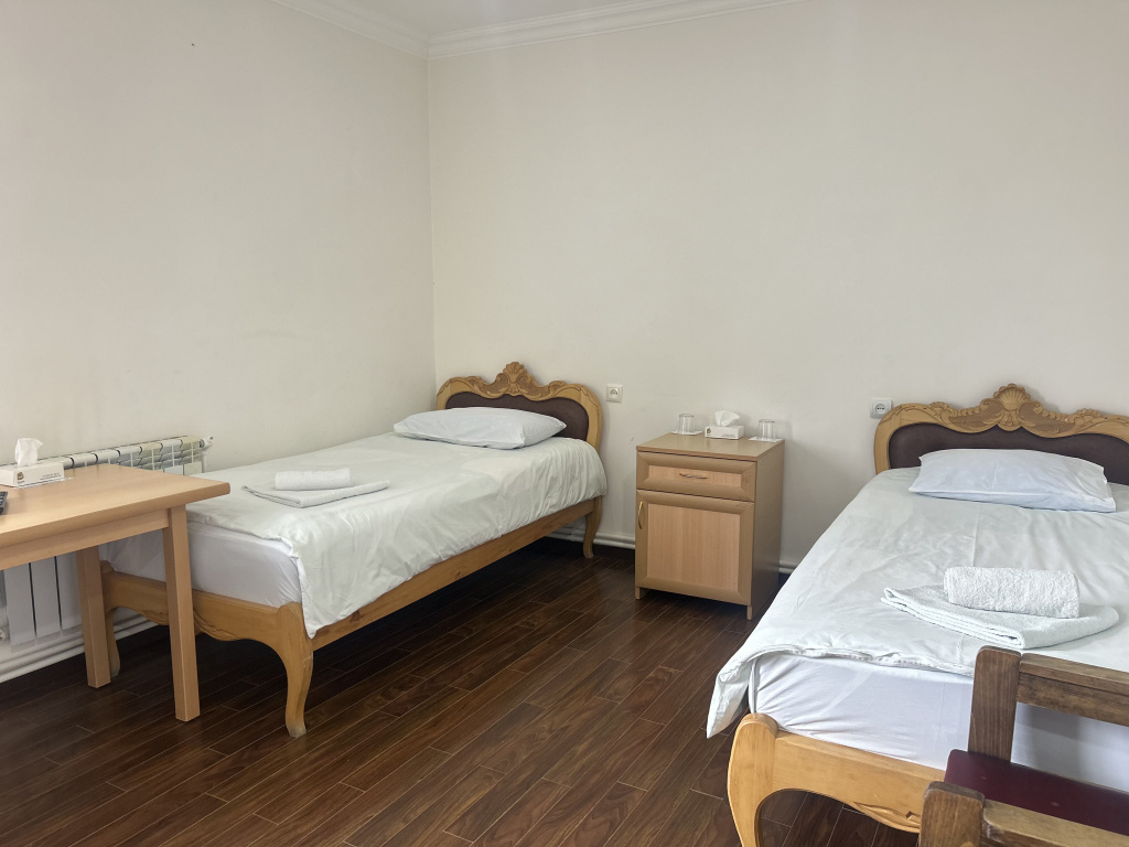 Economy room