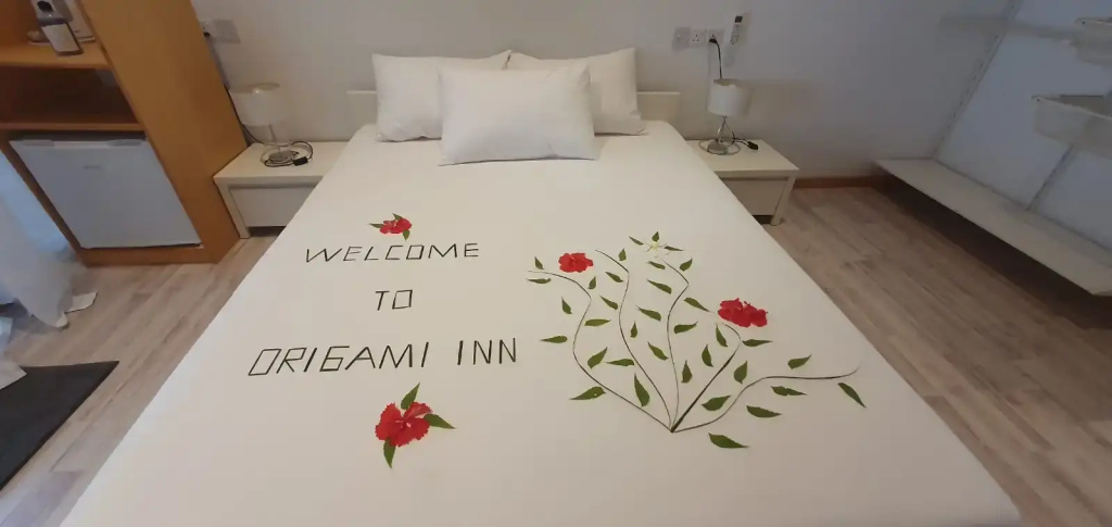 Deluxe Double room (full double bed)