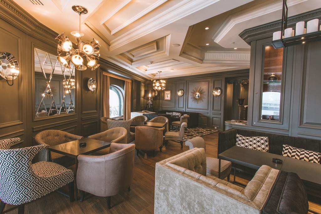 Fairmont Grand Hotel Kyiv by null